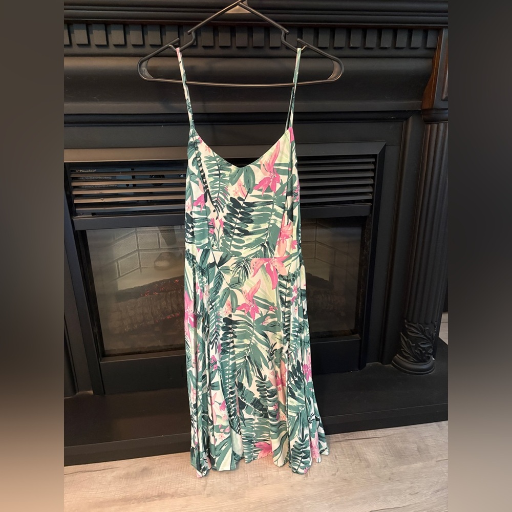 Old Navy Green and Pink Patterned dress